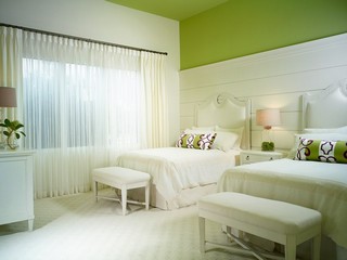зеленый цвет в интерьере спальни